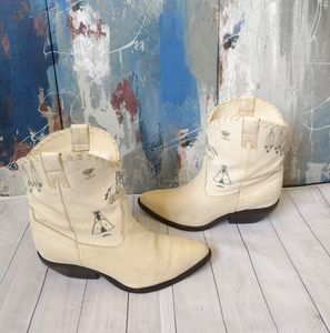 Vintage zodiac 7.5 cowboy boots off-white - RODEO BOOTS